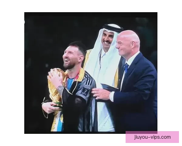 世界杯决赛预测：谁将捧起世界杯冠军奖杯，精彩对决即将上演